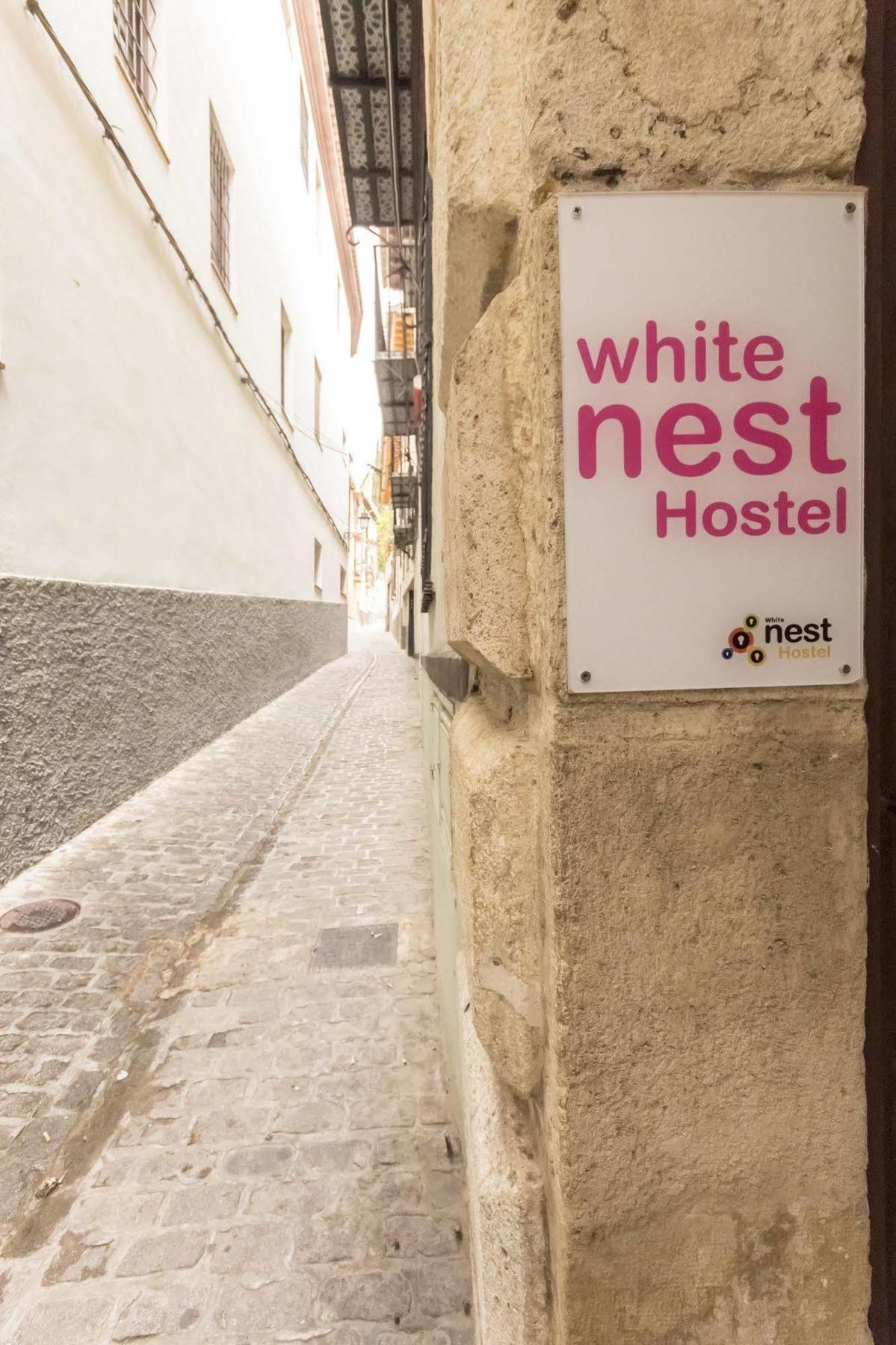 White Nest Hostel Grenade Extérieur photo